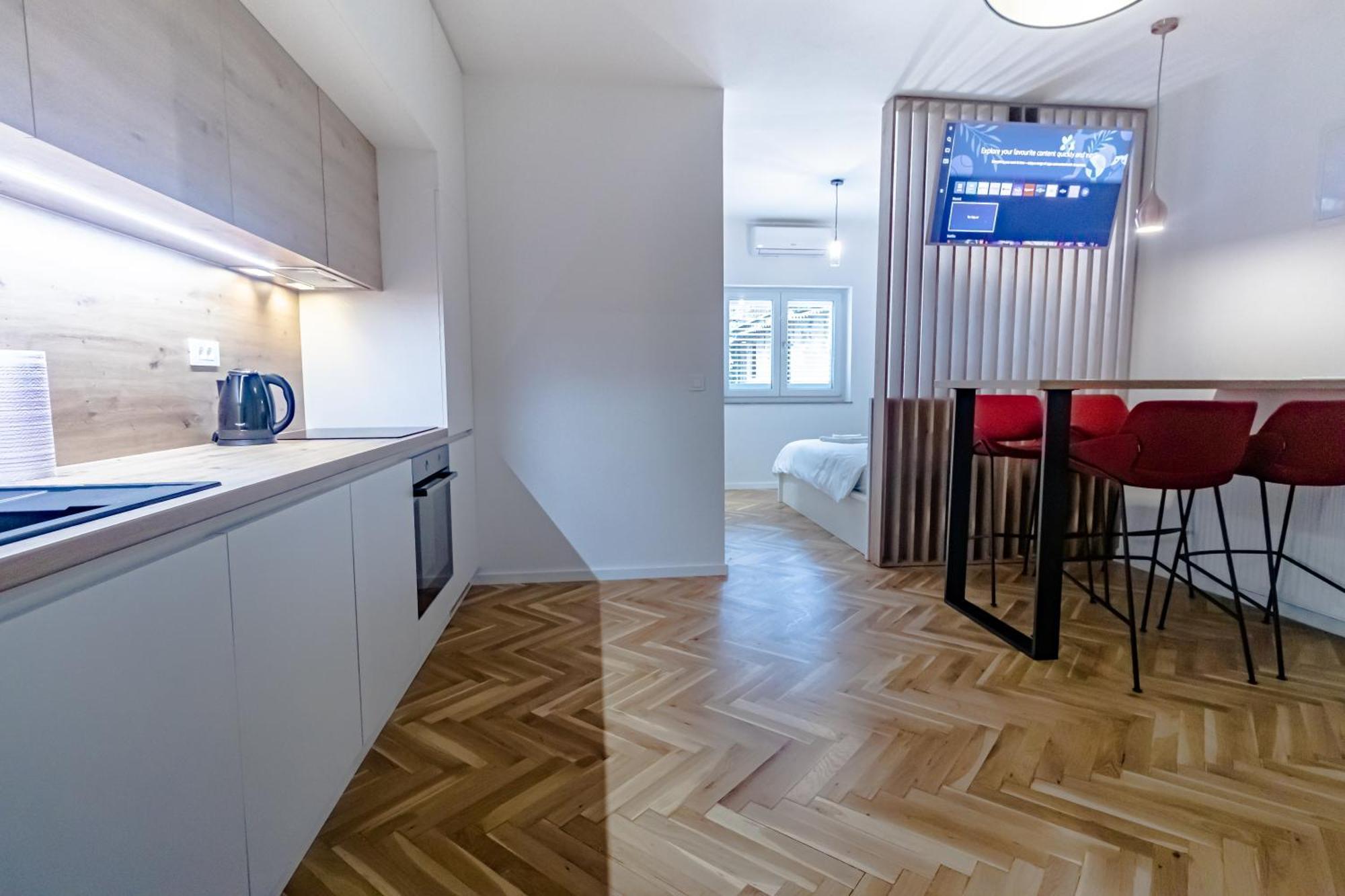 Upper Town Apartments Загреб Экстерьер фото